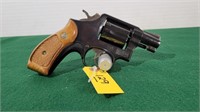 Smith and Wesson 10-7 38 Special Revolver