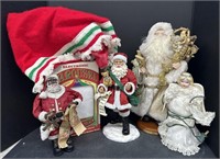 (AC) Variety of Christmas Decorations Including