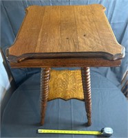 Nice Vintage Display Table