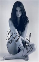 Autograph COA Selena Gomez Photo