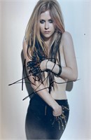 Autograph COA Avril Lavigne Photo