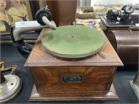 Antique Victrola Record Player