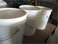 3- 5 Gal buckets with lids