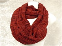 Red Heather Infinity Scraf With Pocket
