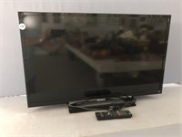 Sony tv with remote 32"