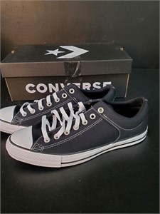 Unisex Converse Shoes NIB M-10.5, W012.5