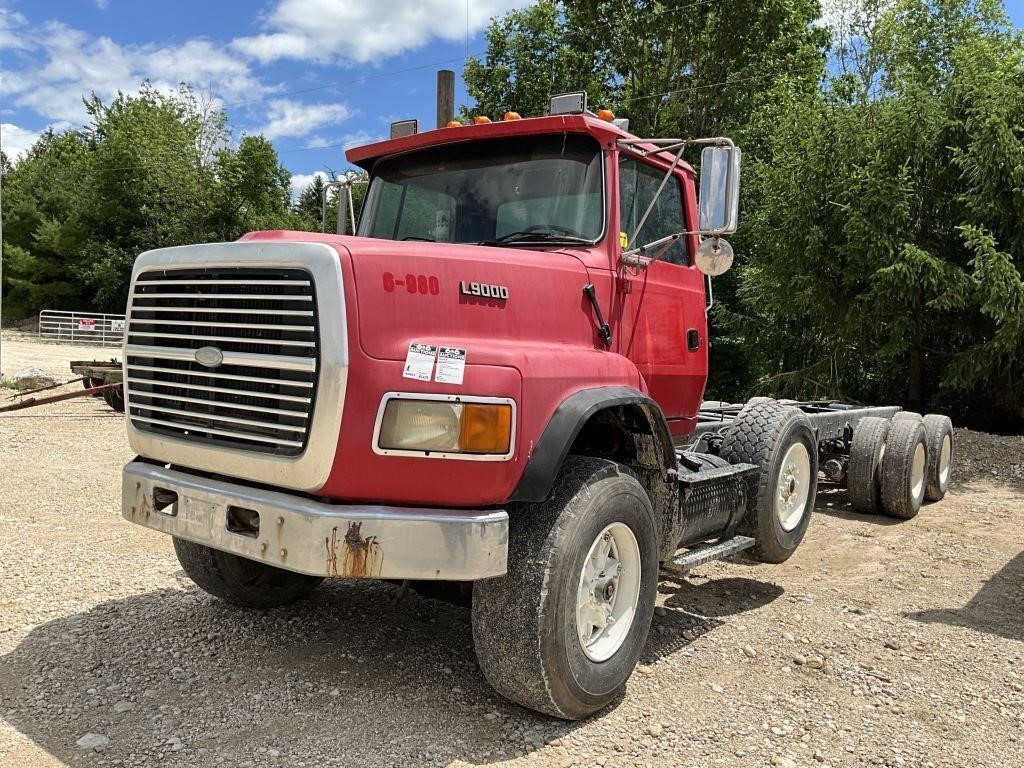 1995 Ford L9000 Truck