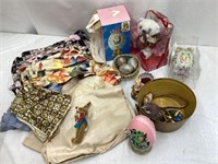 Assorted Decorative Items