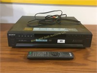 Sony 5 disc DVD/CD player with remote