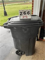 Toter trash can