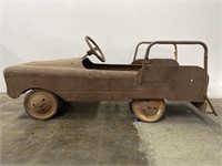 Vintage Metal Murray Pedal Car