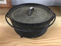 Cast Iron Footed Pot 8in
