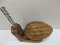 HANDCRAFTED WOODEN NUT BOWL & CRACKER