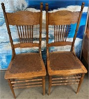 11 - PAIR OF MATCHING CHAIRS W/ LEATHER SEATS