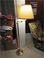 Floor lamp w/ swing arm