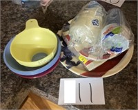 Paper and plastic kitchenware