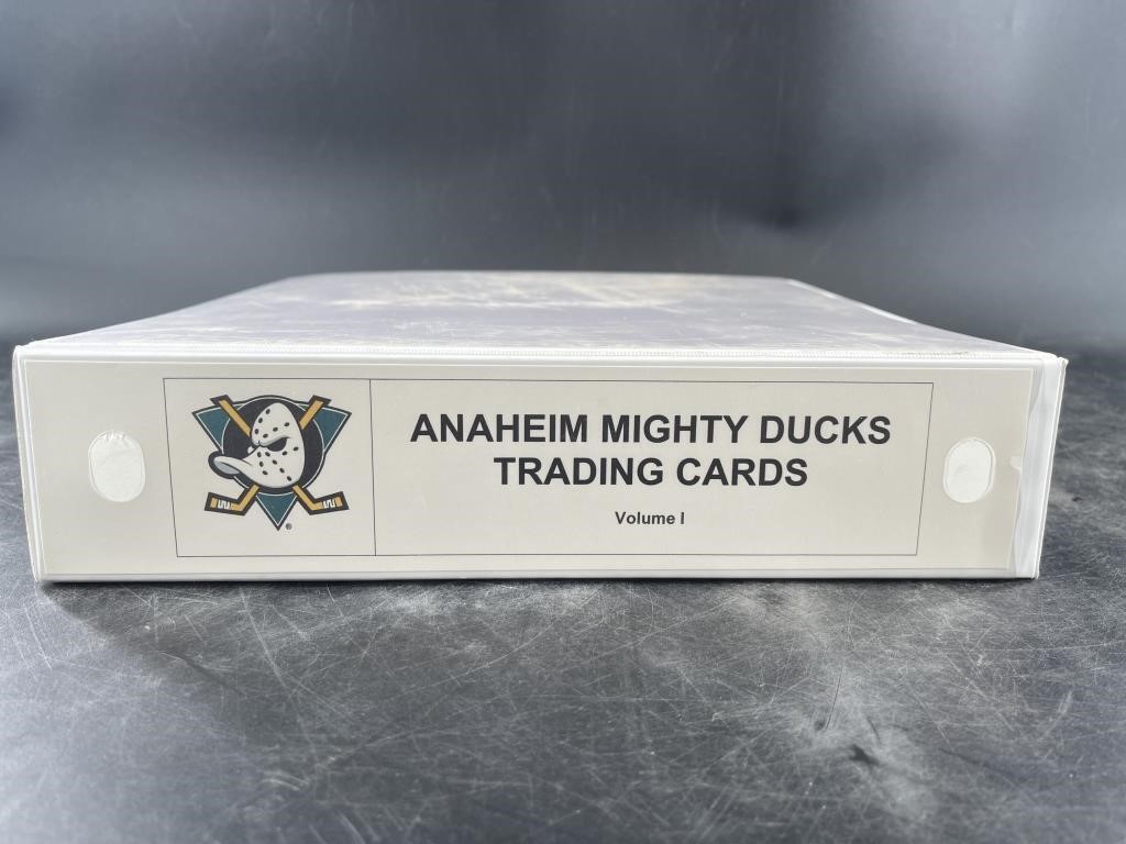 Full binder of trading cards: Anaheim Mighty Ducks