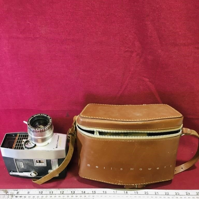 Bell & Howell 8mm Film Recorder & Case (Vintage)