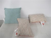 3 Pack of Pillows