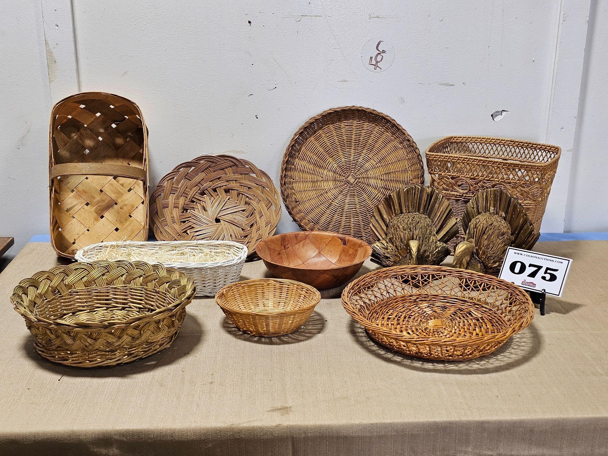 Baskets & wooden bowel