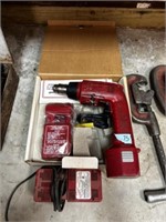 Milwaukee 3/8" Battery op with charger