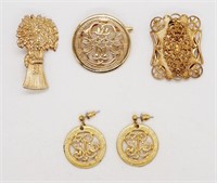 (3) GOLD TONE BROOCHES (1) EARRINGS