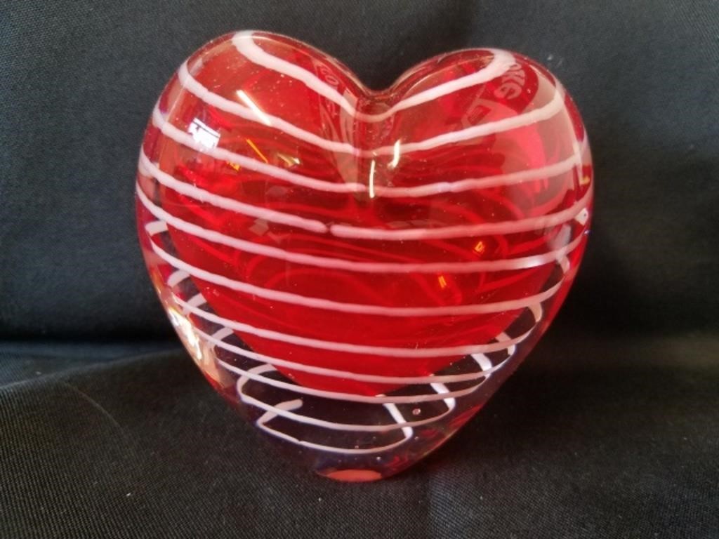 Blown Glass Red & White Swirl Heart Vase, 3.5" x