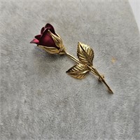 Giovanni Signed Gold Tone Satin Rose Brooch