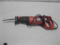Black & Decker 7.5A Reciprocating Saw Powers On