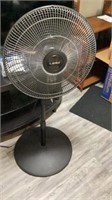 Lasso Adjustable Multi Speed  Floor Fan
