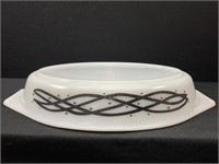 Pyrex Black Scroll Divided 1 1/2 Quart Dish