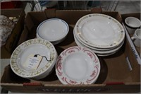 COLLECTION OF HOMER LAUGHLIN PLATES BOWLS & SAUCER
