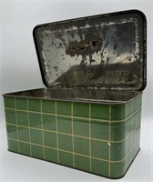 GREEN PLAID METAL BOX W/HINGED LID