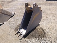 12" Backhoe Bucket w/ Teeth