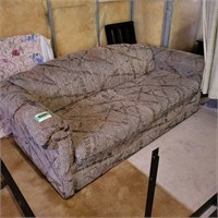 B212 Couch - hide-a-bed style