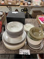 DISHES LOT