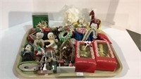 Tray lot of vintage Christmas ornaments