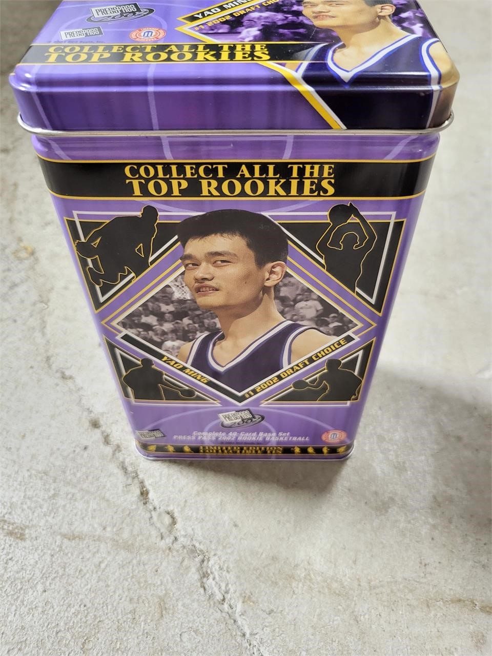 SEALED Set of 2002 Rookie Basketball cards