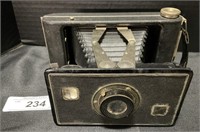 Vintage Kodak Jiffy Six Twindar Lens Camera.