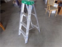 4' step ladder