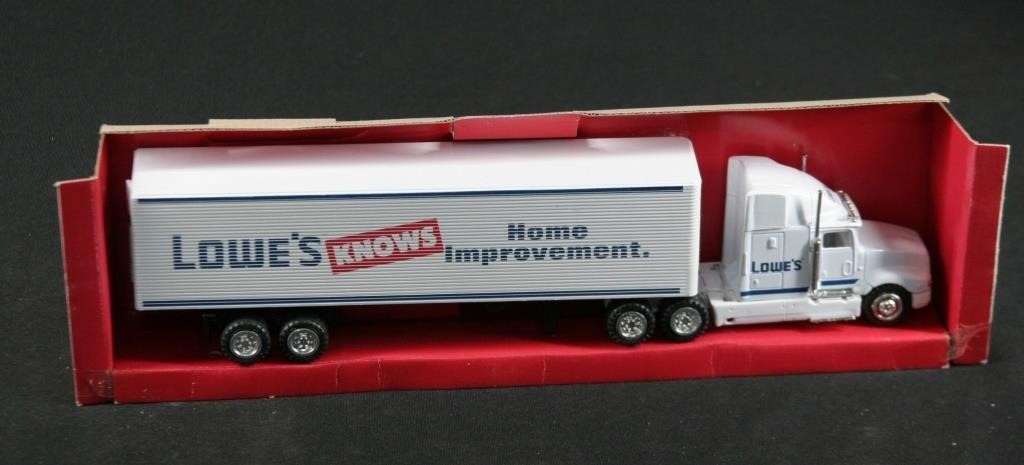 Lowe's 1995 Limited Edition Tractor Trailer