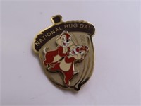 Rare LtdEd Disney 08' Natl Hug Day Pin