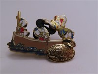 Rare LtdEd 3Duck Disney Captain's Pin