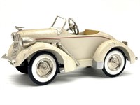 Hallmark 1935 Gilham Auburn kiddie Car Classics