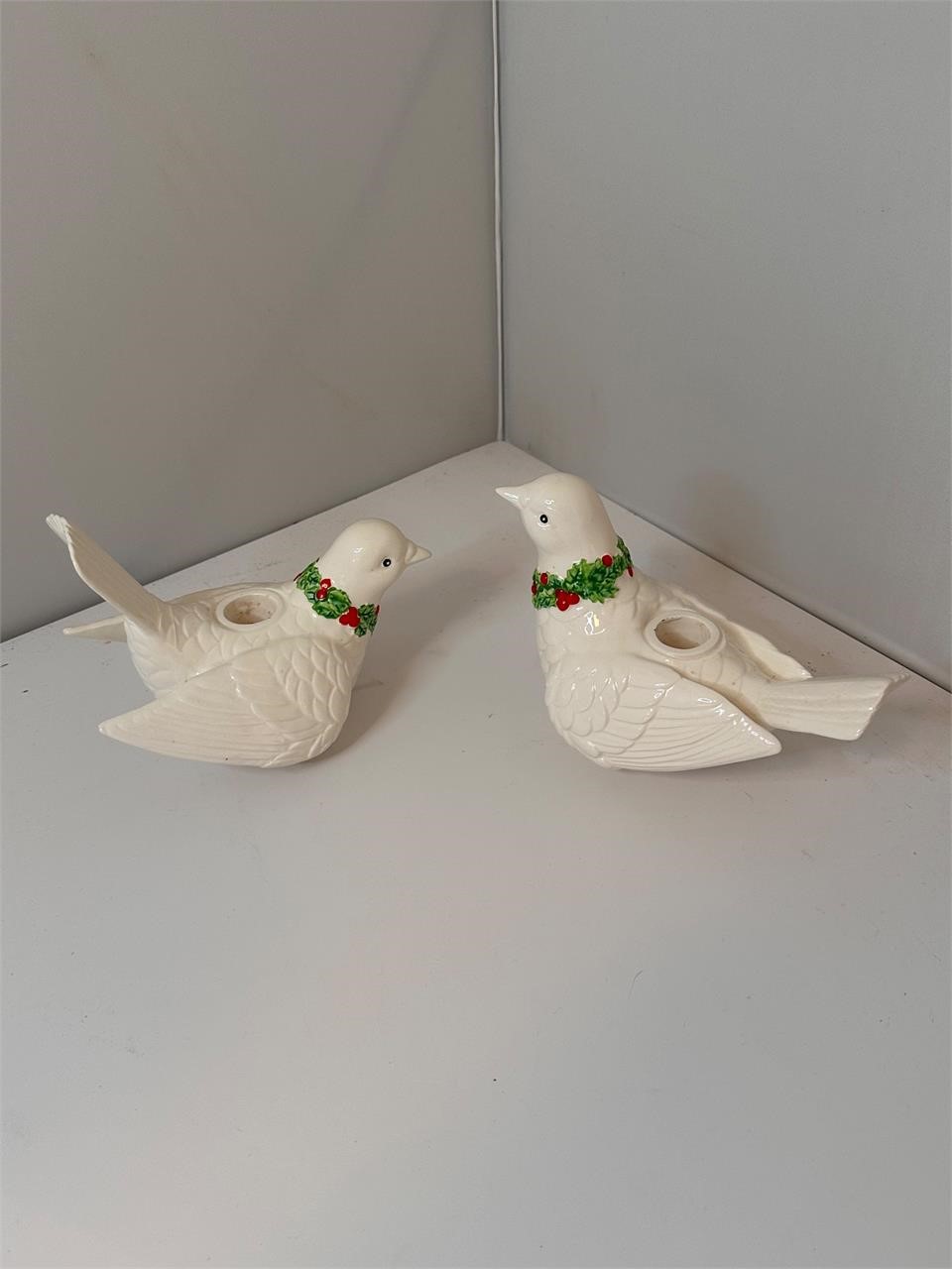 Pair of Fitz and Floyd decor doves