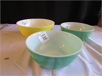 3 EARLY PYREX MIXING BOWLS