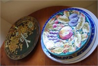 Five various ceramic & glass platters