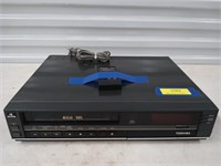Toshiba 4 head VHS player with remote works