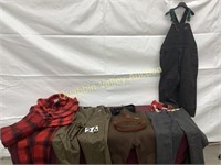 OUTDOORS MAN CLOTHING LOT