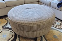 Nice Bassett Furniture Upholstered Round Ottoman